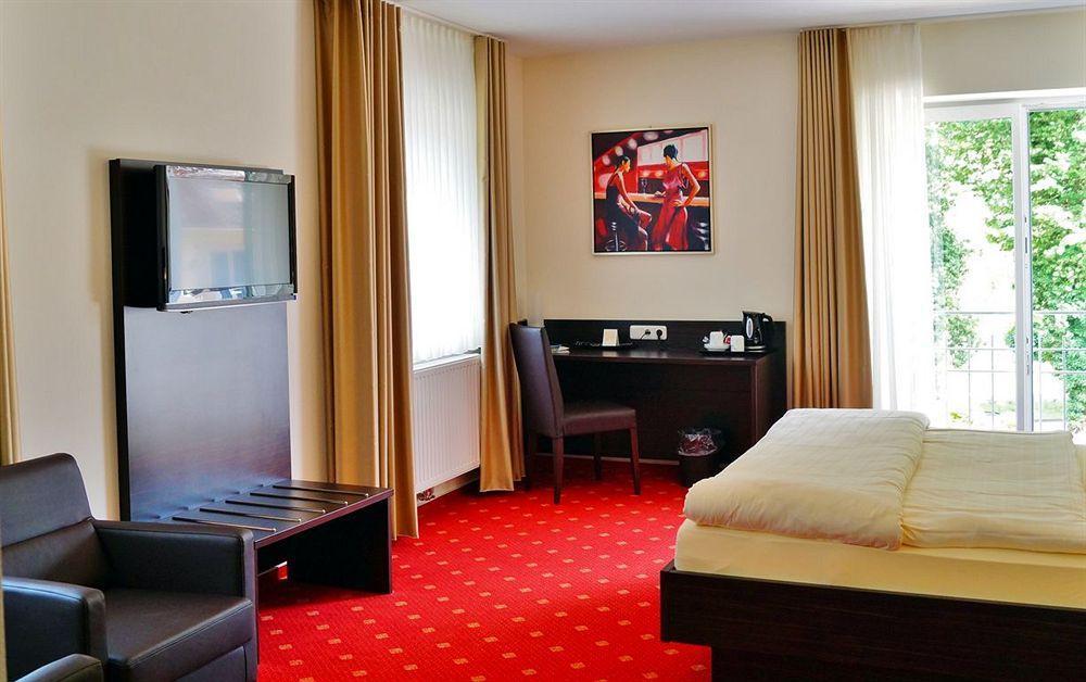 Parkhotel Кохем Екстериор снимка